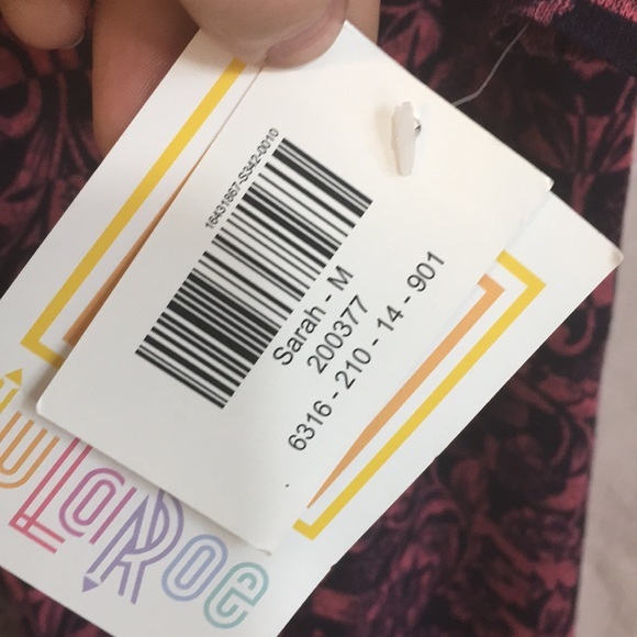 LulaRoe Sarah size medium - Picture 3 of 7